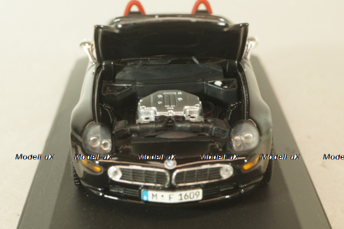 BMW Z8 Cabriolet (open) 1999, black, 431028730, Minichamps 1:43 Уценка!