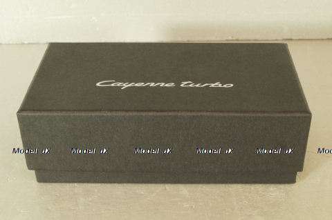 Porsche Cayenne (958) Turbo, silver, Porsche Dealer 1:43