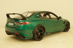 Alfa Romeo Giulia GTAm 2020 green,  BU01447, Bburago 1:18