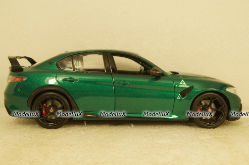 Alfa Romeo Giulia GTAm 2020 green,  BU01447, Bburago 1:18