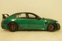 Alfa Romeo Giulia GTAm 2020 green,  BU01447, Bburago 1:18