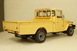 Toyota Land Cruiser 40 PickUp Beige,  KYO8958BE, Kyosho 1:18