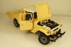 Toyota Land Cruiser 40 PickUp Beige,  KYO8958BE, Kyosho 1:18