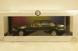 Volvo 960 1996, dark green, T9-1800300, Triple9 1:18