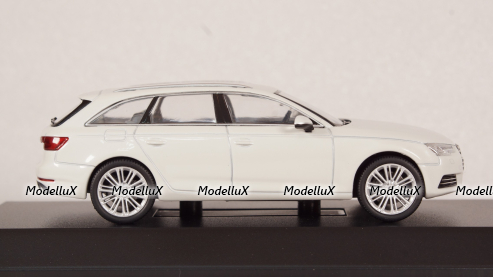 Audi A4 Avant 2015 white, 5011504213,  Spark 1:43