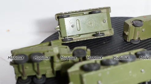 Land Rover Discovery Series I 5 Door 'Camel Trophy' Kalimantan 1996, Almost Real 1:43
