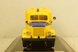 Газ-51 "АМ-3" 1975г. - кабина ГАЗ-51А в раскраске по новому ГОСТу,105117, DiP Models, 1:43