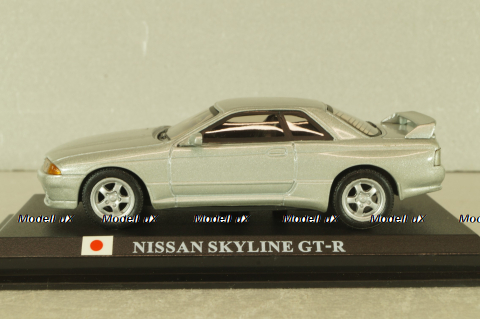 Nissan Skyline GT-R (R33), silver, DelPrado 1:43