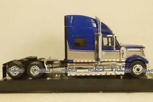 International  Lonestar  2010 blue, TR118, IXO 1:43