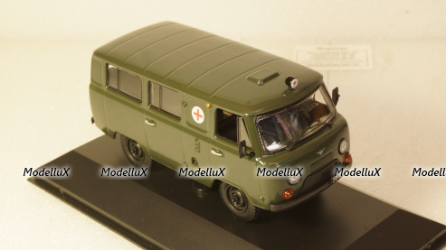 Уаз-452 1980г Санитарный, TruckTyr 1:43