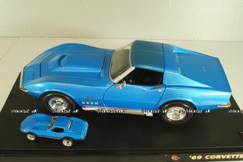 Chevrolet Corvette Stingrey (C3) 1968, Hall of Fame, blue, 047332, Hot Wheels 1:18/1:64 Set