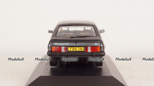 Ford Capri MkIII 3.0 S mattgrey/silver, Vanguards 1:43