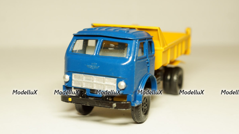 Cadillac Fleetwood  Sixty Special 1968, STM68201, Stamp Models 1:43