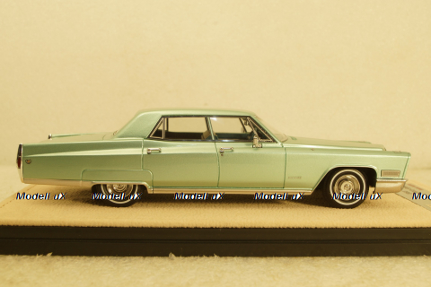 Cadillac Fleetwood  Sixty Special 1968, STM68201, Stamp Models 1:43
