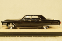Cadillac Fleetwood  Sixty Special 1968, STM68202, Stamp Models 1:43