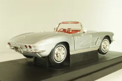 Chevrolet Corvette (C1) Convertible 1962, silver, 36833, ERTL 1:18 Уценка!