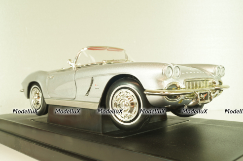Chevrolet Corvette (C1) Convertible 1962, silver, 36833, ERTL 1:18 Уценка!