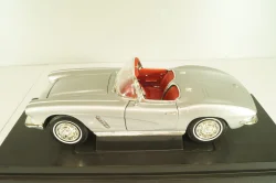 Chevrolet Corvette (C1) Convertible 1962, silver, 36833, ERTL 1:18 Уценка!