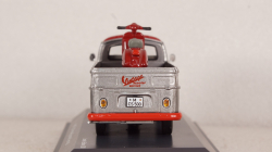 Volkswagen T2a pickup Vintage Scooter Service with PX, Schuco 1:43