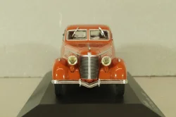 Berliet 11CV Dauphine 1939, orange, WB100, WhiteBox 1:43
