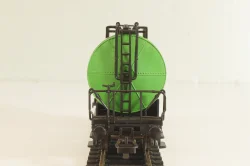 Вагон цистерна "BP" (number 072 7 874-1), 2-х осный DB, Epoche IV (1965 - 1990), зеленый, 4336D, Roco 1:87 (HO)