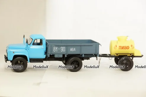 Москвич-434, октябрь 90г., Тантал/Радон  1:43