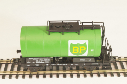 Вагон цистерна "BP" (number 072 7 874-1), 2-х осный DB, Epoche IV (1965 - 1990), зеленый, 4336D, Roco 1:87 (HO)