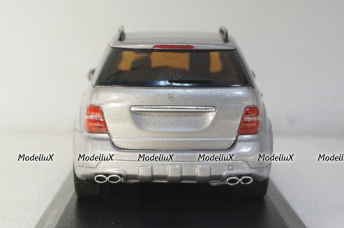 Mercedes ML63 AMG W164 2006, 400034570, silver Minichamps 1:43