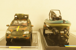 Mercedes ML320 W163 1998 with powerboat Ukraine Territorial Defense Forces (Mykolaiv 2022), TruckTyr 1:43