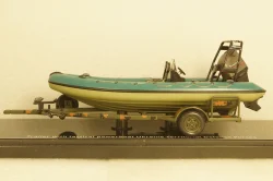 Mercedes ML320 W163 1998 with powerboat Ukraine Territorial Defense Forces (Mykolaiv 2022), TruckTyr 1:43