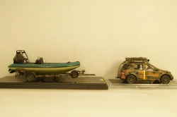 Mercedes ML320 W163 1998 with powerboat Ukraine Territorial Defense Forces (Mykolaiv 2022), TruckTyr 1:43