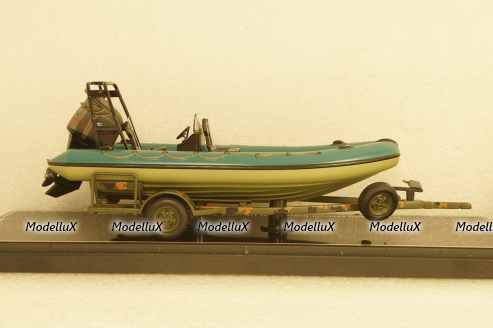 Mercedes ML320 W163 1998 with powerboat Ukraine Territorial Defense Forces (Mykolaiv 2022), TruckTyr 1:43