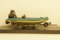 Mercedes ML320 W163 1998 with powerboat Ukraine Territorial Defense Forces (Mykolaiv 2022), TruckTyr 1:43