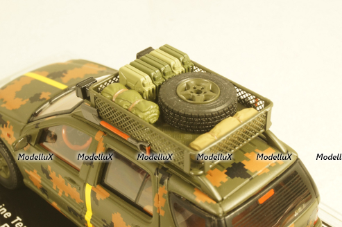 Mercedes ML320 W163 1998 with powerboat Ukraine Territorial Defense Forces (Mykolaiv 2022), TruckTyr 1:43