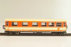 Вагон пассажирский, 1-2-й класс тип AB4ipho/s (# 2100) 2-х осный, ÖBB, Epoche IV (1965 - 1990), оранжевый/бежевый, 34000, Roco 1:87 H0