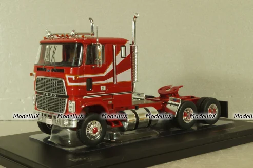 Ford CL 9000 1976, red, TR209.22, IXO 1:43