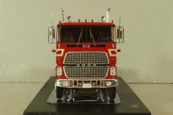 Ford CL 9000 1976, red, TR209.22, IXO 1:43