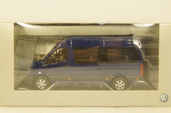 Volkswagen Crafter Kombi, 2EO099300L5M, Minichamps 1:43 