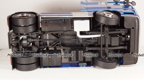 MAN TGX XXL 2018 metallic-blue, PCL30200, Premium Classixxs 1:18
