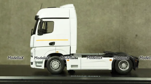 Москвич-426, А3 , капот 3 зажима, Тантал/Радон 1:43