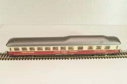 Вагон ресторан 'Trans-Europ Express' (number 61 80 88-80 107-0), 4-х осный DB, Epoche IV (1965 - 1990), бежевый/красный, 9169, Lima 1:87 (HO)