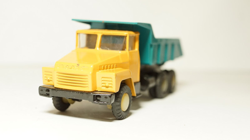 Tatra 813 6x6 Truck 3-assi 1968, TRU039.22, IXO 1:43 в