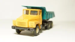 КрАЗ 258, 1:43