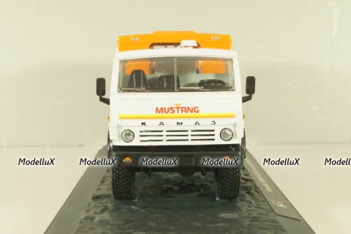 Нефаз-42111 Автобус на шасси Камаз 4326, TruckTyr 1:43