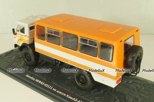 Нефаз-42111 Автобус на шасси Камаз 4326, TruckTyr 1:43