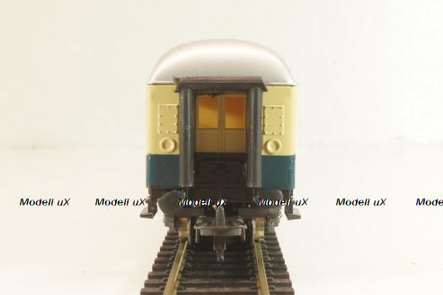 Вагон пассажирский 1 класс (number 61 80 88-80 107-0), 4-х осный DB, Epoche IV (1965 - 1990), бежевый/зеленый, 309174, Lima 1:87 (HO) №2