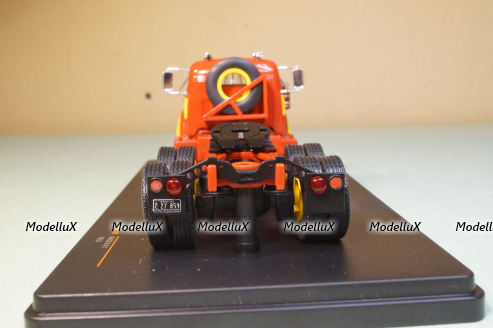 Mack B61 Tractor Truck 3-assi 1953, TR131.22, IXO 1:43