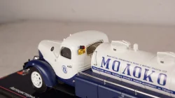 Зис-150 Автоцистерна АЦ-28 с прицепом-цистерной ПЦ-2,2 "Главмолоко", TruckTyr 1:43