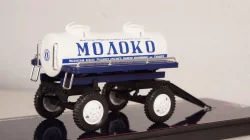 Зис-150 Автоцистерна АЦ-28 с прицепом-цистерной ПЦ-2,2 "Главмолоко", TruckTyr 1:43