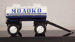 Зис-150 Автоцистерна АЦ-28 с прицепом-цистерной ПЦ-2,2 "Главмолоко", TruckTyr 1:43